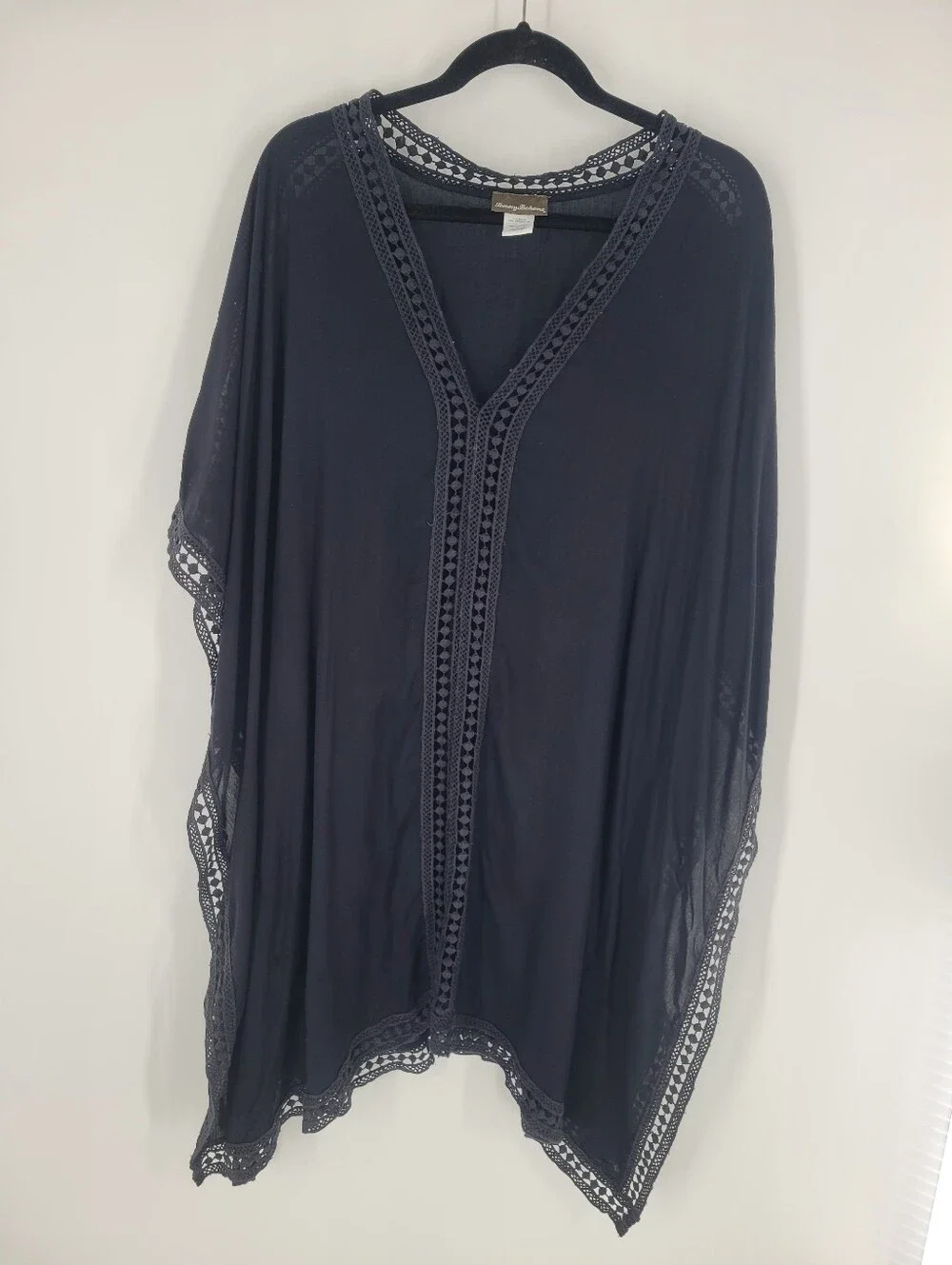 Tommy Bahama lightweight black